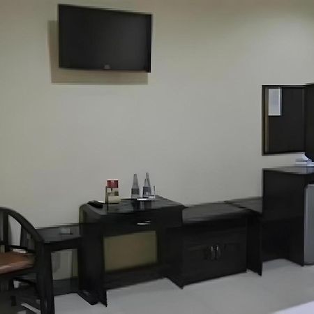 Hotel Khalista Purwakarta Εξωτερικό φωτογραφία