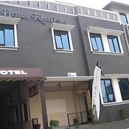 Hotel Khalista Purwakarta Εξωτερικό φωτογραφία