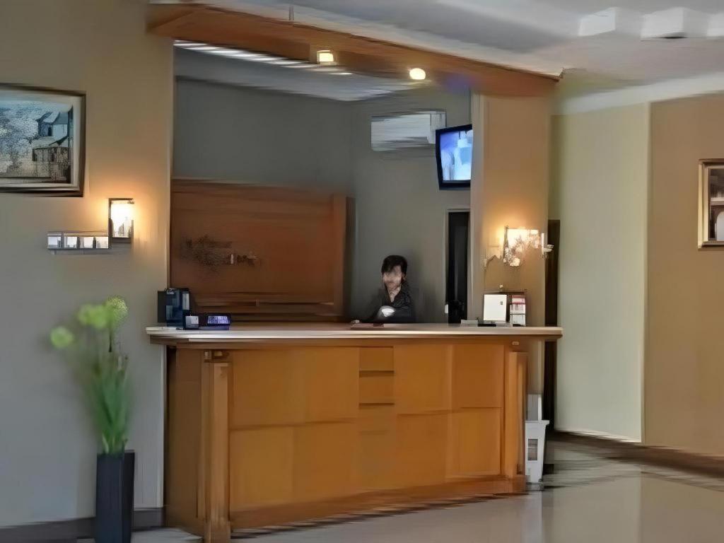Hotel Khalista Purwakarta Εξωτερικό φωτογραφία