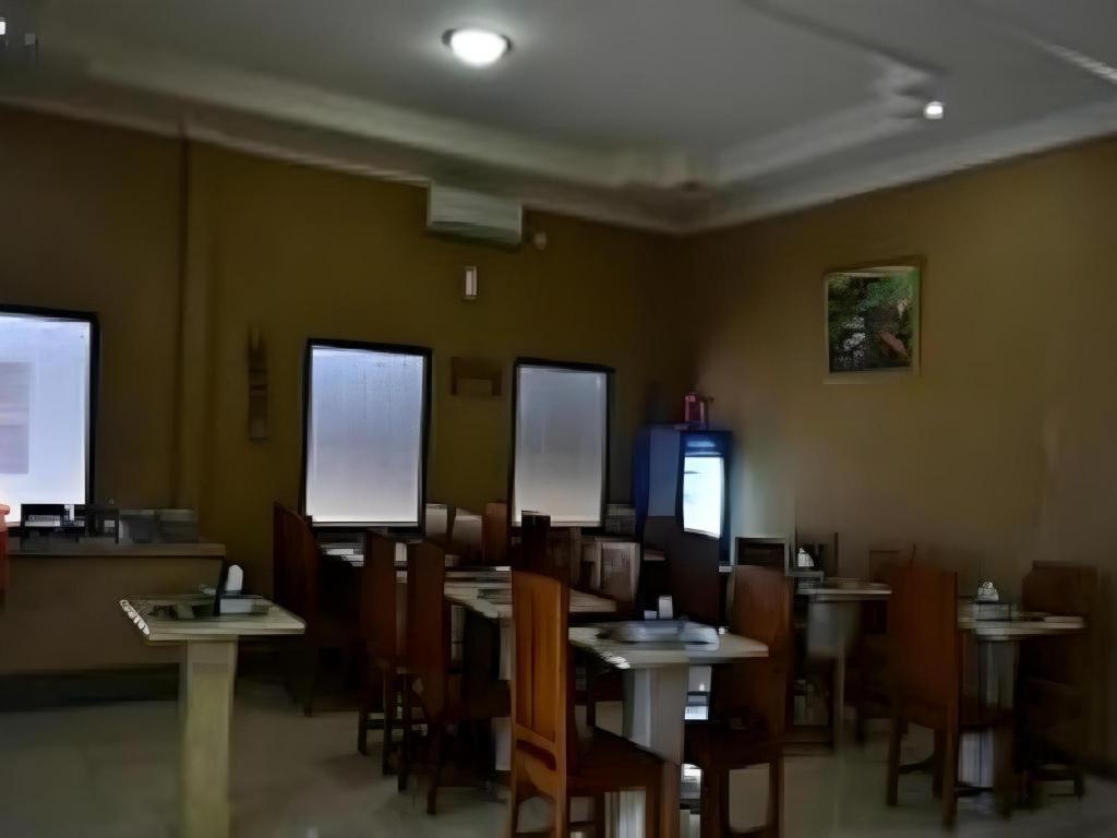 Hotel Khalista Purwakarta Εξωτερικό φωτογραφία