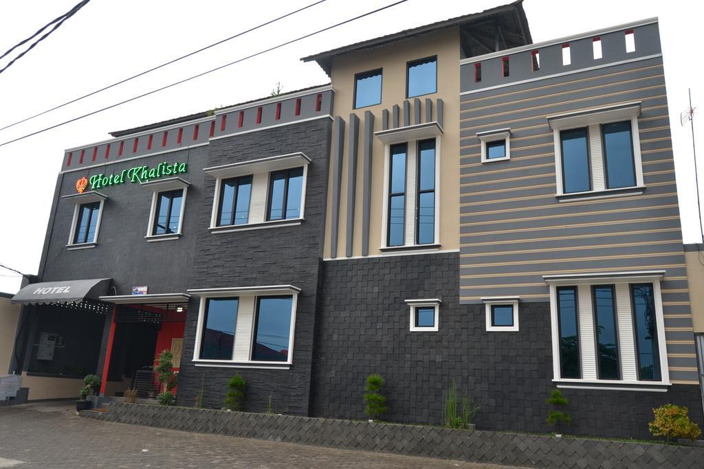Hotel Khalista Purwakarta Εξωτερικό φωτογραφία